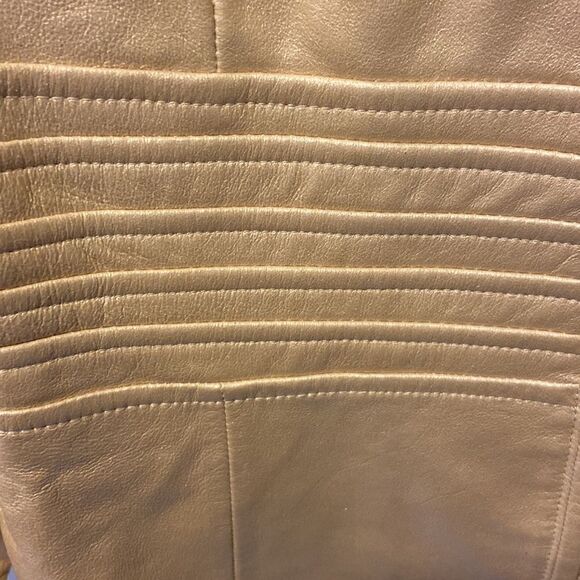 Soft leather jacket, gold with zipper - Picture 3 of 11